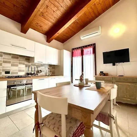 Nura's - Casa Le Ginestre Apartment Alghero