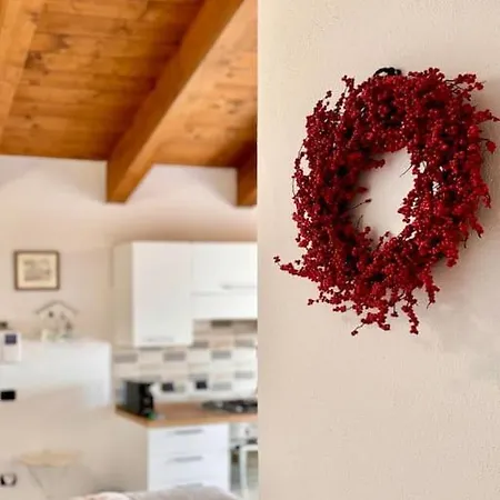 Nura's - Casa Le Ginestre Apartment