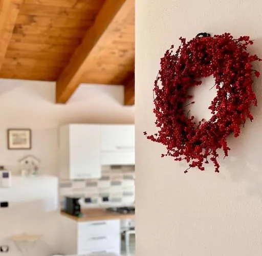 Nura's - Casa Le Ginestre Διαμέρισμα